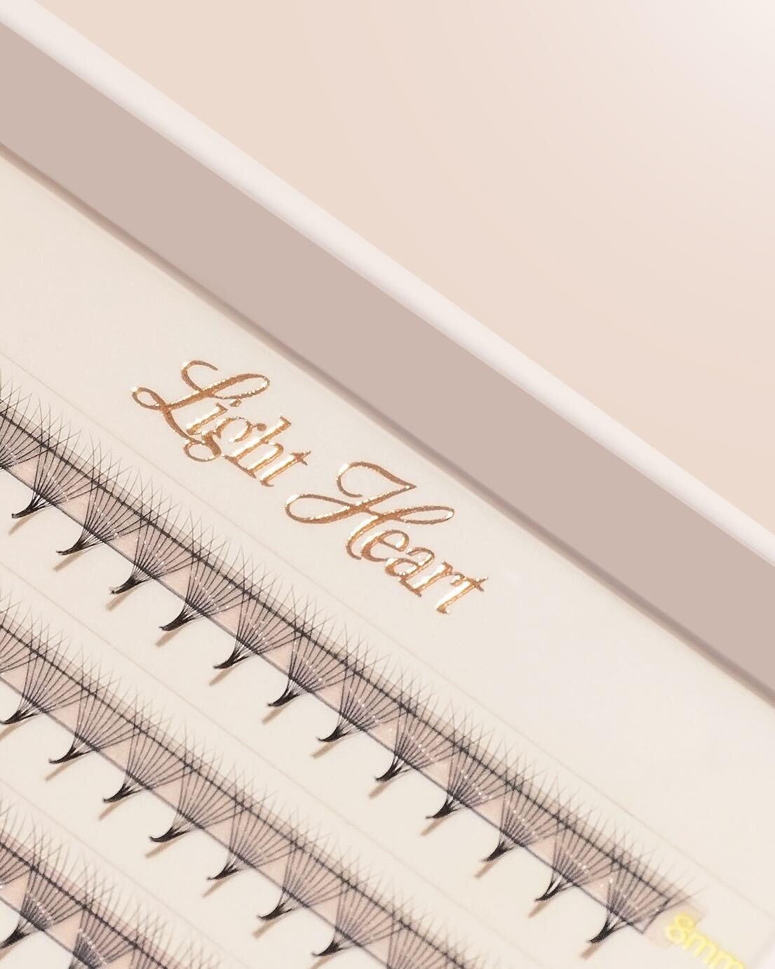 Loose Base Promade 0.03mm Lash Extensions | Light Heart Lash