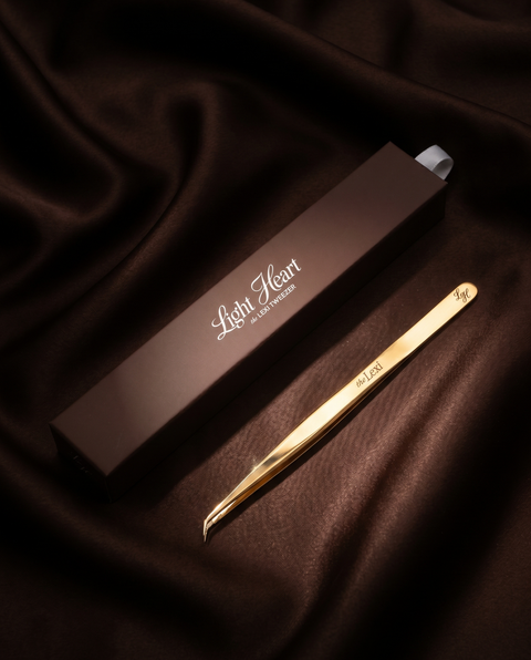The Lexi Tweezer