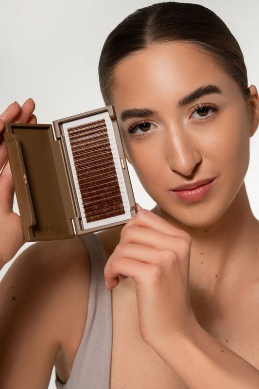 Brown Artistry Shades |  Bear Hugs  |  Everything Lashes .03mm (20 Rows/Tray)