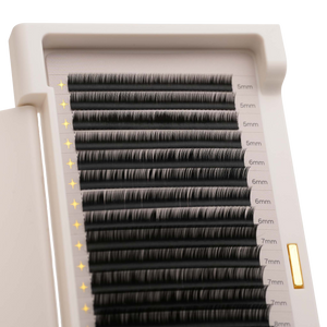 Light Heart Everything Lash | 20 Rows per Tray | Softest 0.03mm Lash Extensions